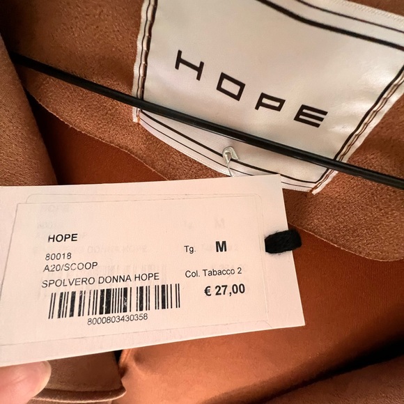 Brand new with tags soft fall coat from Italy - Picture 2 of 4